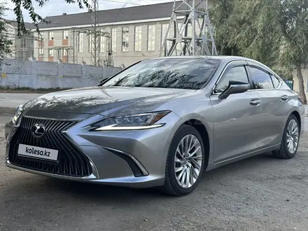 Lexus ES 350 2020 года за 27 000 000 тг. в Астана – фото 2