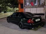 Mercedes-Benz E 320 2003 года за 5 100 000 тг. в Караганда