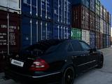 Mercedes-Benz E 320 2003 года за 5 100 000 тг. в Караганда – фото 5