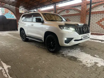 Toyota Land Cruiser Prado 2021 года за 24 000 000 тг. в Актобе