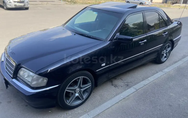 Mercedes-Benz C 240 1997 года за 3 200 000 тг. в Алматы