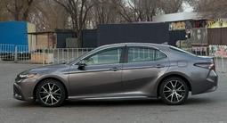 Toyota Camry 2021 года за 14 000 000 тг. в Тараз – фото 3