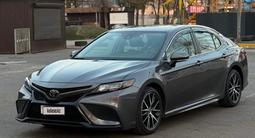 Toyota Camry 2021 года за 14 000 000 тг. в Тараз – фото 2
