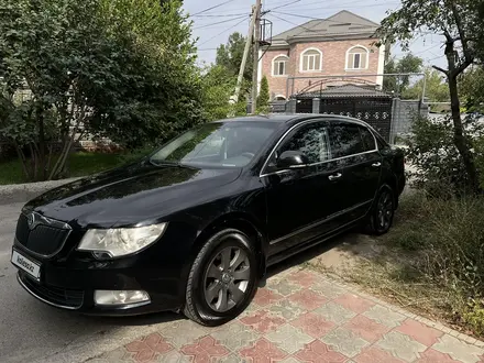 Skoda Superb 2010 года за 5 000 000 тг. в Алматы – фото 11