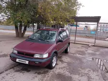 Mitsubishi Space Wagon, 1994