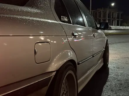 BMW 318 1997 года за 2 200 000 тг. в Астана – фото 4