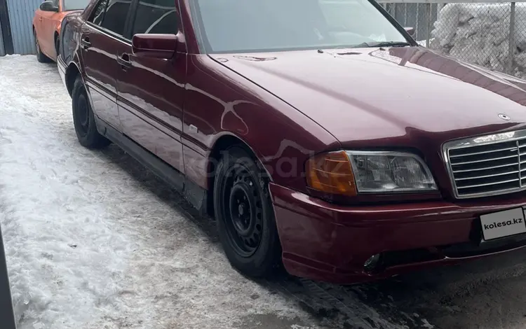 Mercedes-Benz C 220 1994 года за 1 300 000 тг. в Алматы