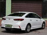 Hyundai Sonata 2021 года за 9 950 000 тг. в Шымкент – фото 4