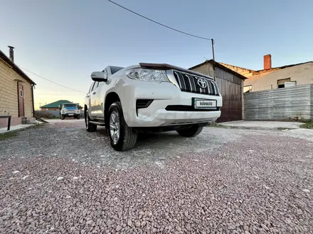 Toyota Land Cruiser Prado 2019 года за 22 500 000 тг. в Алматы – фото 16