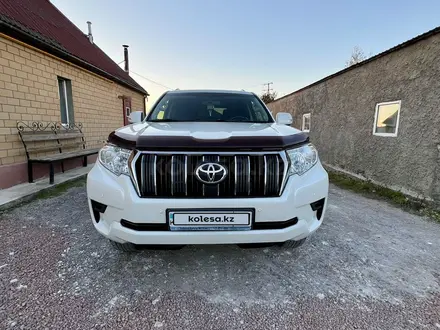 Toyota Land Cruiser Prado 2019 года за 22 500 000 тг. в Алматы – фото 18