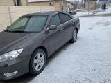 Toyota Camry 2005 года за 6 300 000 тг. в Жанаозен – фото 2