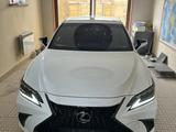 Lexus ES 250 2021 года за 29 000 000 тг. в Тараз – фото 2