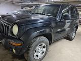 Jeep Liberty 2002 года за 3 500 000 тг. в Астана – фото 2