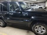 Jeep Liberty 2002 года за 3 500 000 тг. в Астана – фото 4