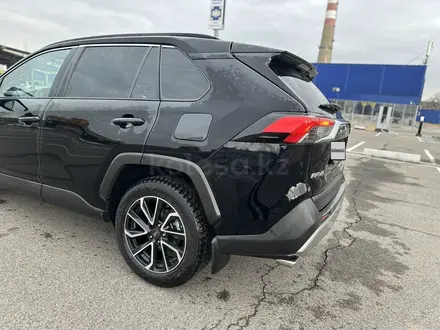 Toyota RAV4 2019 года за 16 000 000 тг. в Алматы – фото 10