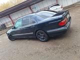 Mercedes-Benz E 240 2001 годаүшін4 300 000 тг. в Павлодар – фото 5