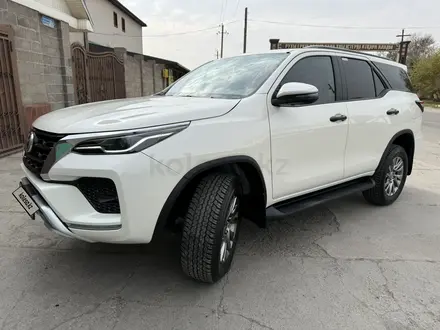 Toyota Fortuner 2022 года за 27 000 000 тг. в Тараз – фото 7