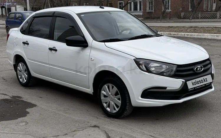 ВАЗ (Lada) Granta 2190 2019 годаүшін4 100 000 тг. в Семей