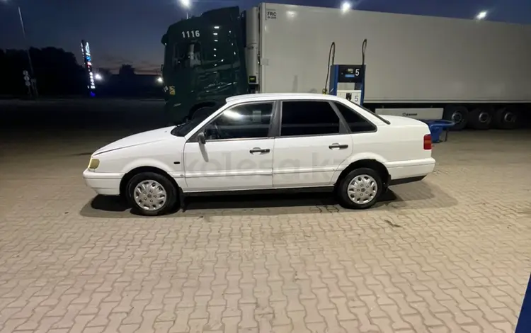 Volkswagen Passat 1994 года за 1 360 000 тг. в Павлодар