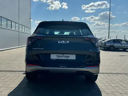 Kia Sportage Luxe 2WD 2026 года за 14 290 000 тг. в Актобе – фото 12
