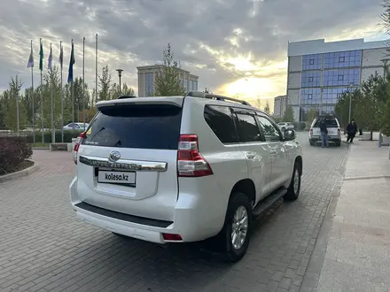 Toyota Land Cruiser Prado 2016 года за 18 400 000 тг. в Актобе – фото 5