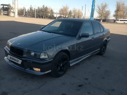 BMW 320 1993 года за 950 000 тг. в Алматы – фото 5