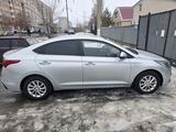 Hyundai Accent 2020 года за 7 000 000 тг. в Актобе – фото 3