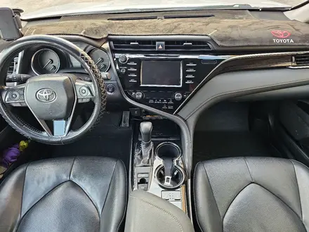 Toyota Camry 2020 года за 12 900 000 тг. в Астана – фото 6