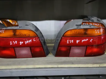 Задний левый правый фонарь (фара, плафон, стоп, габарит) на BMW 5 E39 за 15 000 тг. в Алматы