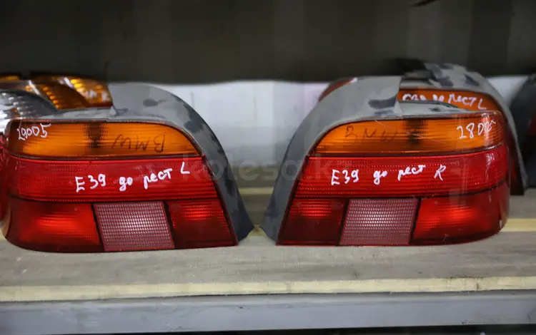 Задний левый правый фонарь (фара, плафон, стоп, габарит) на BMW 5 E39 за 15 000 тг. в Алматы