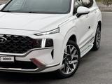 Hyundai Santa Fe 2023 годаүшін18 500 000 тг. в Шымкент