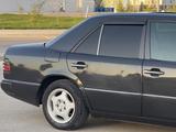 Mercedes-Benz E 230 1992 годаүшін1 450 000 тг. в Туркестан – фото 5
