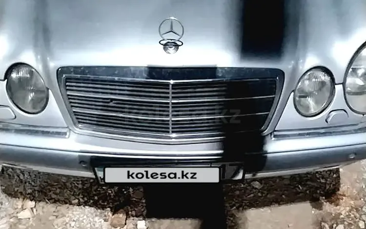 Mercedes-Benz E 280 1997 годаүшін3 000 000 тг. в Астана