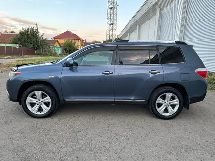 Toyota Highlander 2010 года за 9 500 000 тг. в Кульсары – фото 2