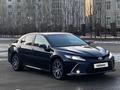 Toyota Camry 2021 года за 14 600 000 тг. в Уральск