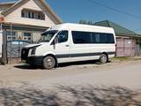 Volkswagen Crafter 2009 года за 10 200 000 тг. в Шу