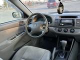 Toyota Camry 2002 годаүшін5 200 000 тг. в Тараз – фото 2