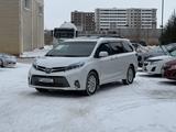 Toyota Sienna 2016 годаүшін17 500 000 тг. в Астана