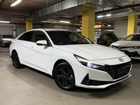 Hyundai Elantra 2022 года за 9 800 000 тг. в Алматы