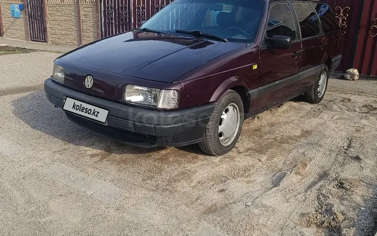 Volkswagen Passat 1993 годаүшін1 850 000 тг. в Алматы