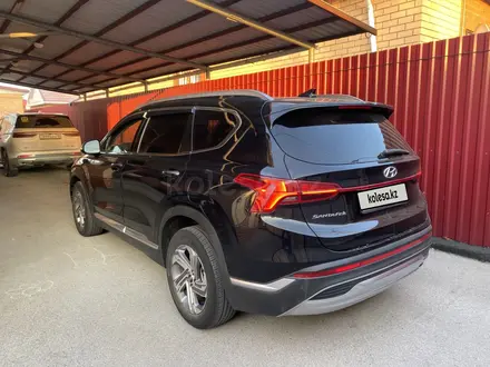 Hyundai Santa Fe 2021 года за 12 000 000 тг. в Костанай – фото 3