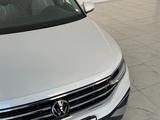 Volkswagen Tiguan 2022 года за 18 000 000 тг. в Атырау – фото 2