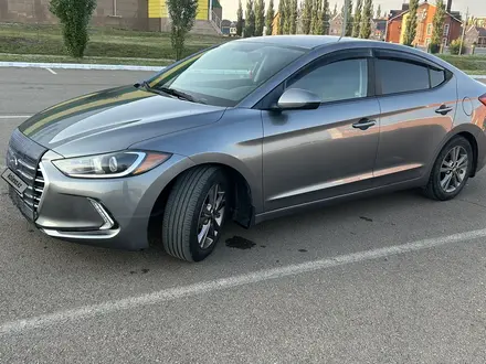 Hyundai Elantra 2018 года за 8 300 000 тг. в Костанай – фото 2