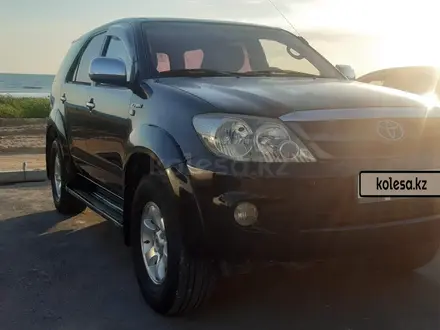 Toyota Fortuner 2006 годаүшін8 500 000 тг. в Актау – фото 2