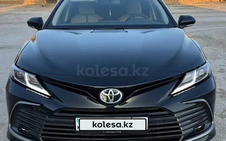 Toyota Camry 2022 года за 17 000 000 тг. в Жанаозен