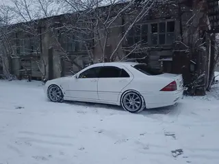Mercedes-Benz S 320