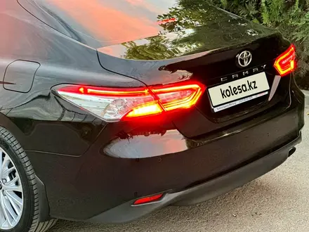 Toyota Camry 2018 года за 14 200 000 тг. в Туркестан – фото 6