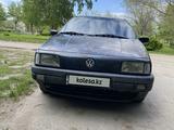Volkswagen Passat 1992 годаүшін1 500 000 тг. в Рудный – фото 4