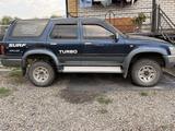 Toyota Hilux Surf 1994 года за 2 400 000 тг. в Усть-Каменогорск – фото 2