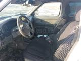 Nissan NP300 2010 года за 2 900 000 тг. в Талдыкорган – фото 2